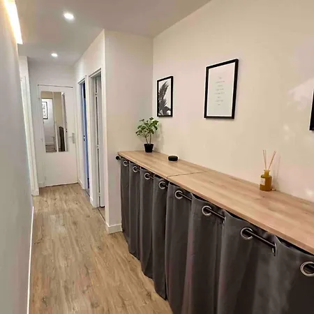 Διαμέρισμα Spacieux Aux Portes Du Vieux-lille *